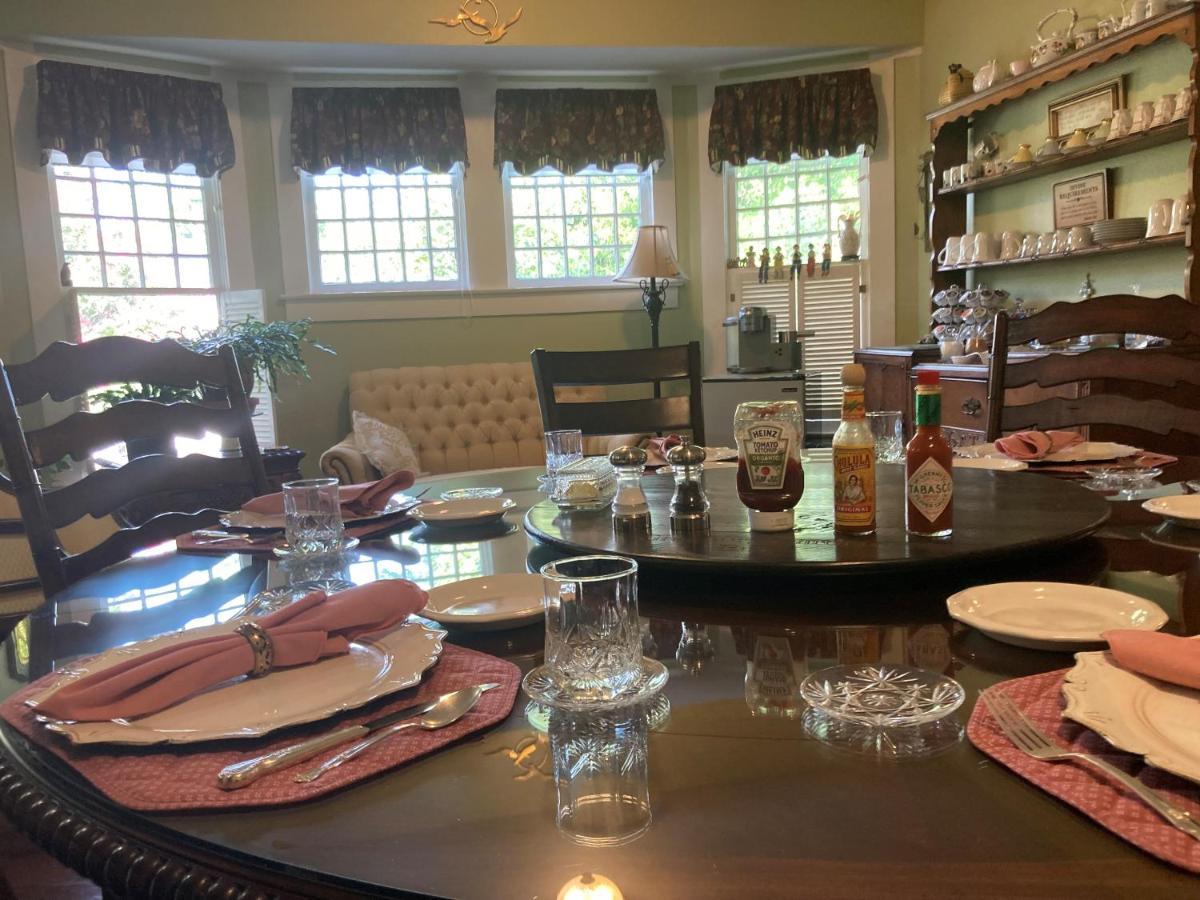 Granbury Gardens Bed And Breakfast Екстер'єр фото