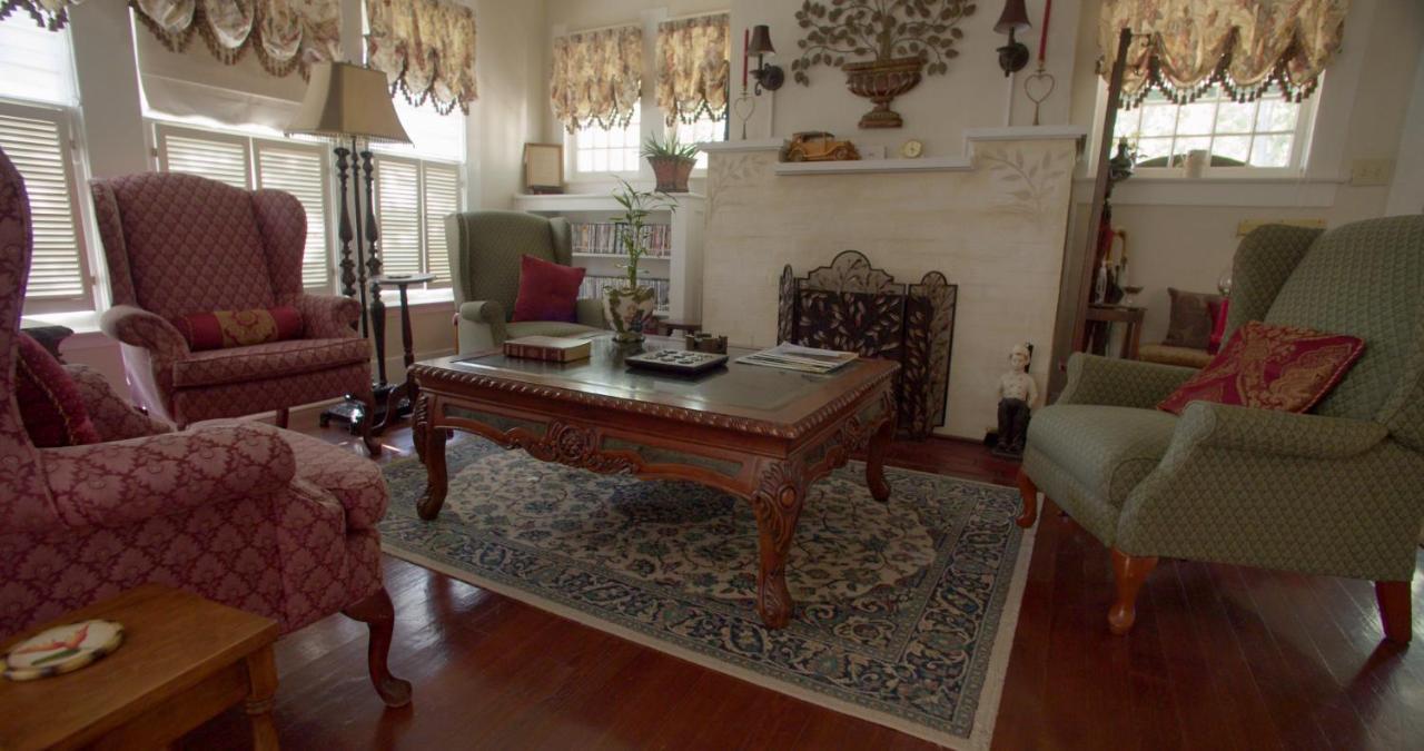 Granbury Gardens Bed And Breakfast Екстер'єр фото